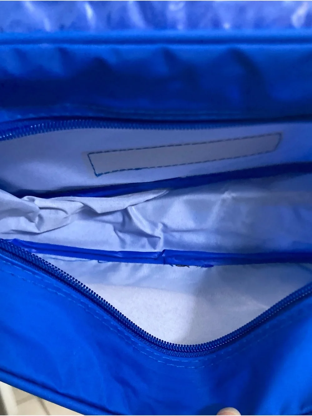 Girl Scouts Blue hanging toiletry & Cosmetic Pouch with Logo. R sections